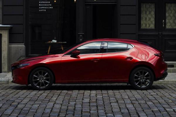 Новая Mazda3 выходит в продажу - 2