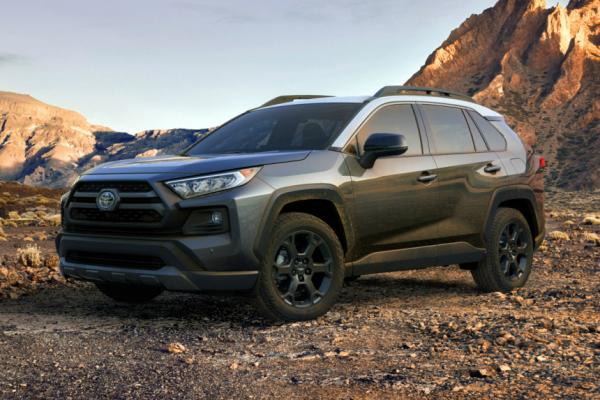 Toyota подготовила RAV4 к бездорожью - 2
