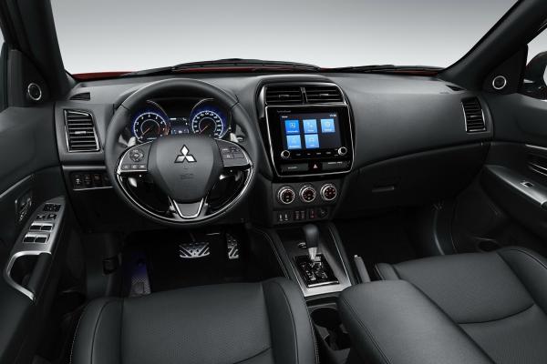 Mitsubishi показала обновленный ASX - 1