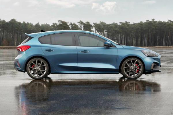 Ford сменил поколение Focus ST - 5