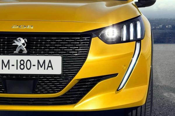 Peugeot сменила поколение хэтчбека 208 - 2
