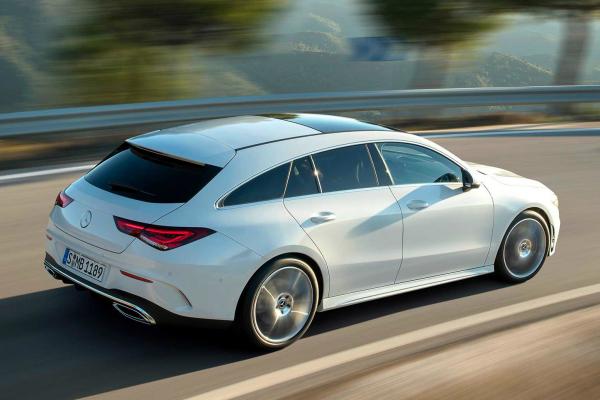 Mercedes сменил поколение "сарая" CLA - 1