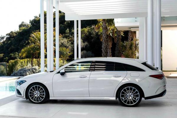 Mercedes сменил поколение "сарая" CLA - 3