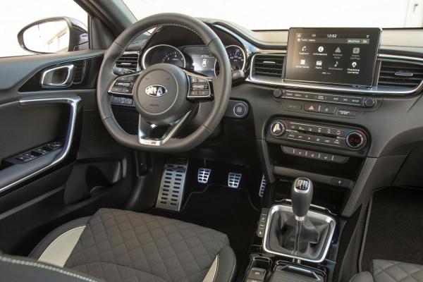 Kia оценила ProCeed в рублях - 1