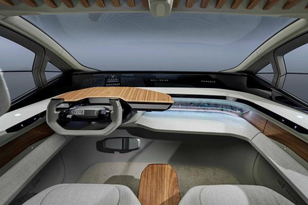 Audi выкатила новый городской компакт - 1