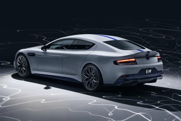 Новый Aston Martin Джеймса Бонда отправился в серию - 3