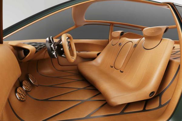 Genesis примеряется к молодежному сити-кару - 2