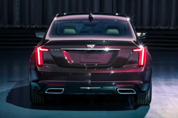 Cadillac выкатил новый седан - 1