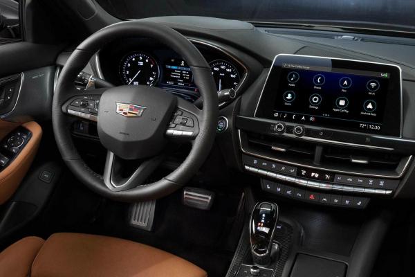 Cadillac выкатил новый седан - 2