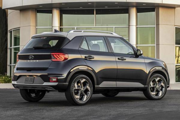 Hyundai показала свой самый маленький SUV - 1