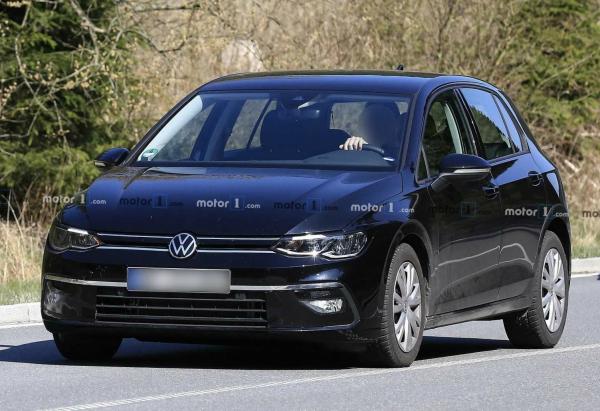 VW Golf 2019. Фото Motor1