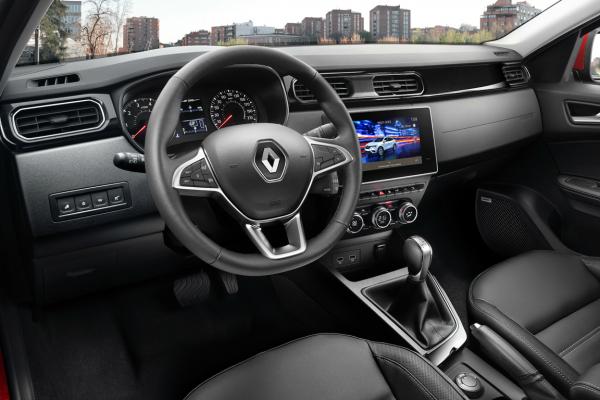 Новый кроссовер Renault оценили в рублях - 1