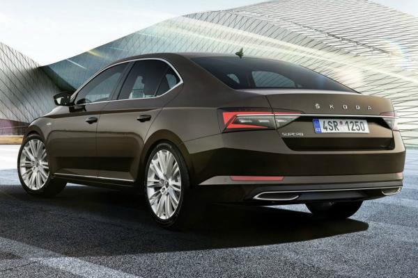 Skoda рассекретила обновленный Superb - 2