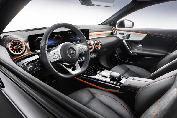 В Россию прибыл новый Mercedes CLA - 2