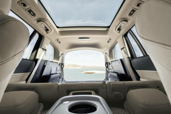 Mercedes повесил ценники на новый GLS - 2