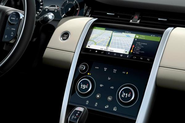 Land Rover огласил цены на Discovery Sport - 3