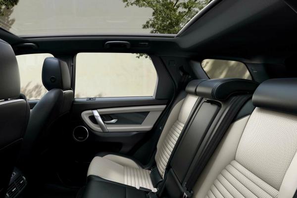 Land Rover огласил цены на Discovery Sport - 4