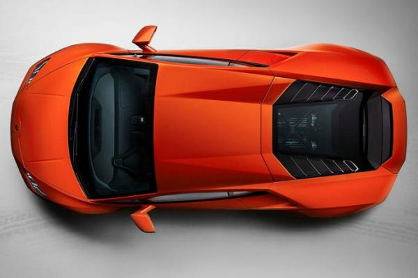 Lamborghini Huracan Evo: опции по цене Lada - 1