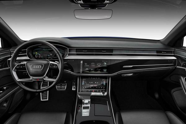 Audi S8 дождалась смены поколения - 1