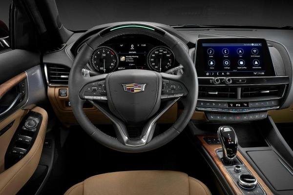 Cadillac оценил нового конкурента BMW 5-Series - 1