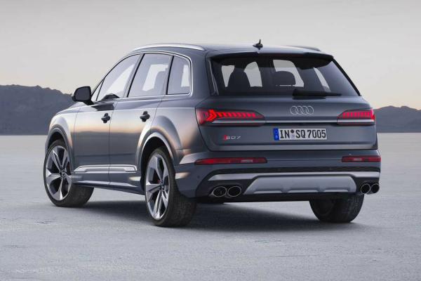 Audi показала SQ7 после модернизации - 1