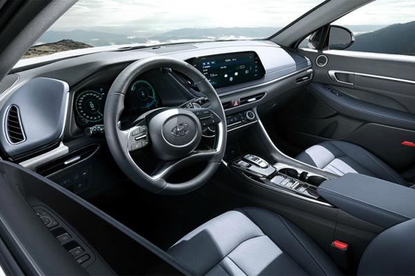 Hyundai рассекретила "солнечный" Sonata - 1