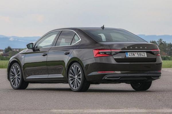 Skoda поставила на поток рестайлинговые Superb - 2