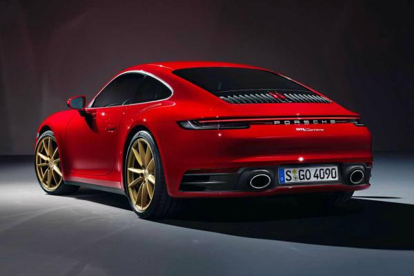 Porsche показала и оценила базовые 911 - 2