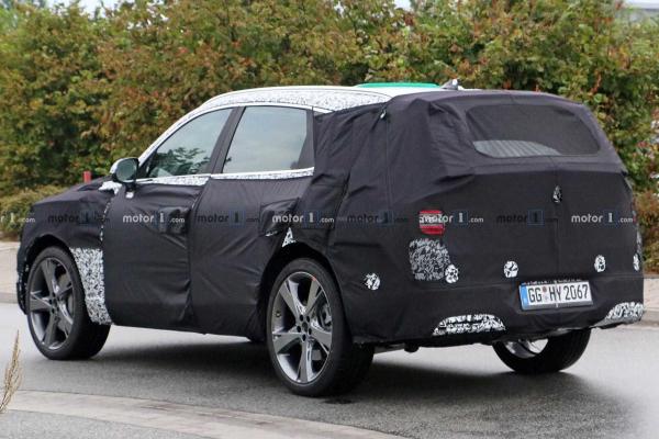 Первый кроссовер Genesis замечен на тестах - 2