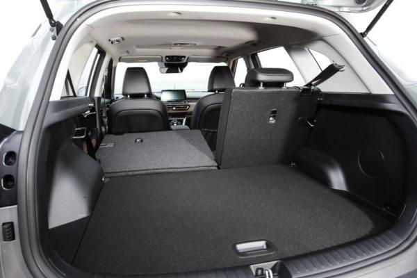 Новый "паркетник" Kia стал на конвейер - 2