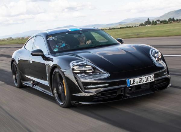 Porsche Taycan. Фото Porsche