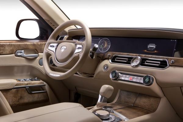 Люксовые российские седаны дождались цен - 1