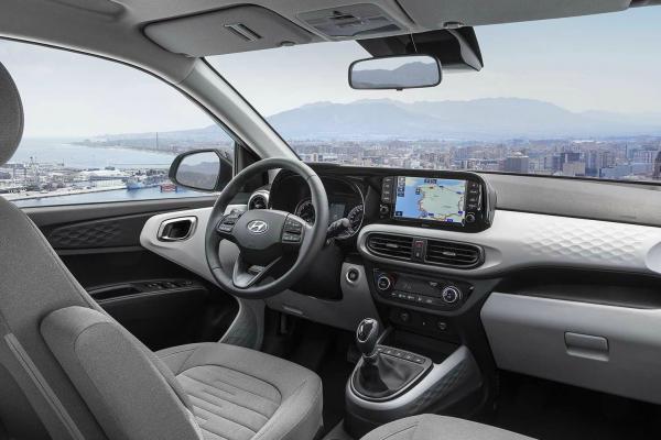 Самый маленький Hyundai меняет поколение - 1