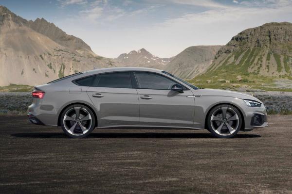 Audi A5 обновились и потеряли "ручку" - 4