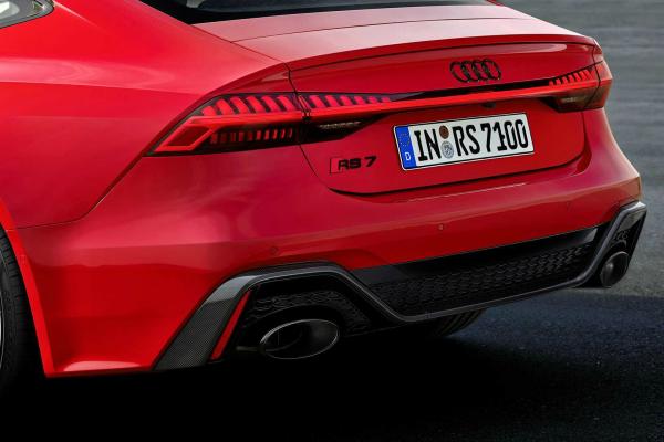 Audi RS 7 Sportback стала на поколение старше - 1