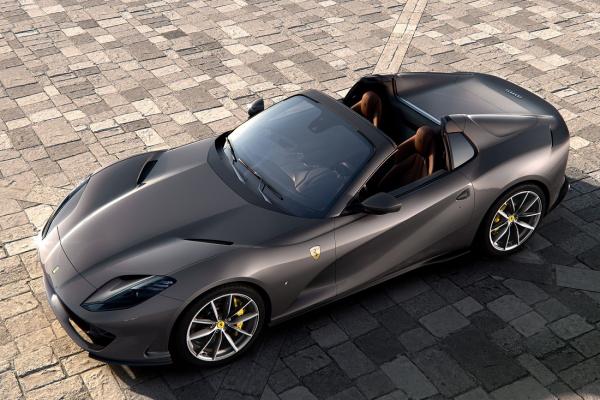 Ferrari 812 Superfast показали топлесс - 3
