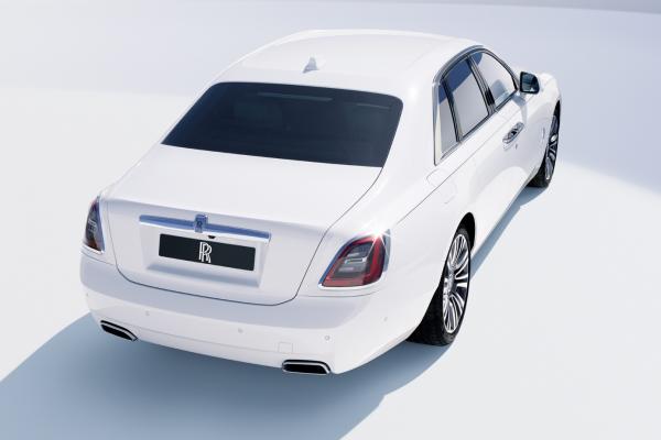 Rolls-Royce Ghost     - 5