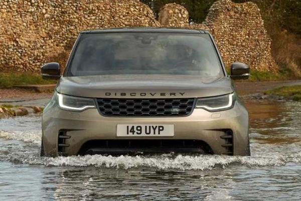 Land Rover Discovery     - 2