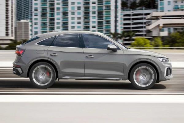 Audi "" Q5 Sportback  - 2