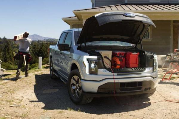 Ford    F-150  - 3