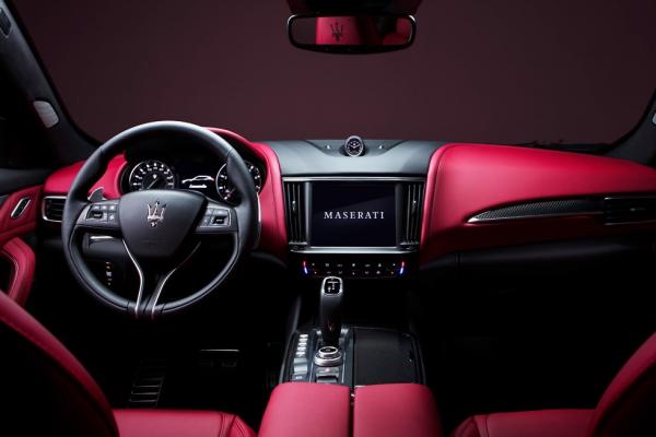 Maserati   Levante   - 1