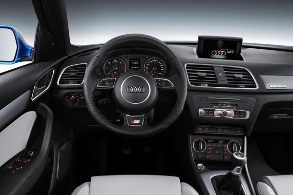  Audi Q3  ,        ,    