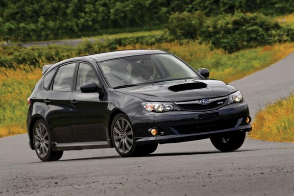 Subaru Impreza WRX сильно выступила в тест-упражнениях.