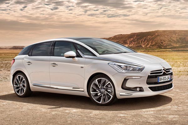 Тест-драйв Citroen DS5 - 1