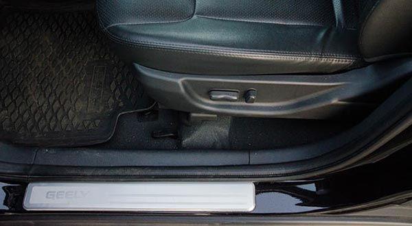 Тест-драйв Geely Emgrand X7 - 12