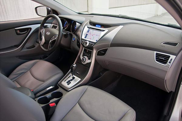 Тест-драйв Hyundai Elantra - 5