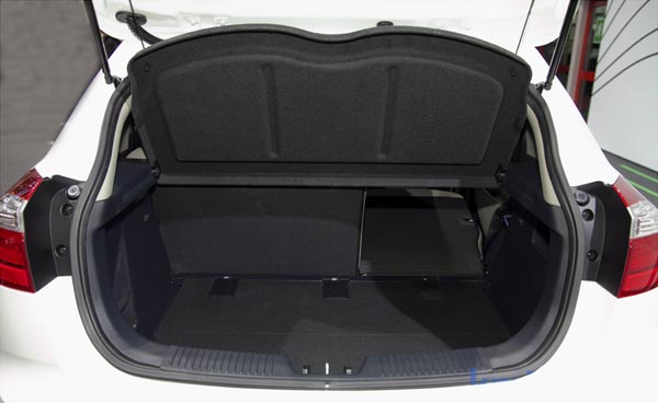 У «хэтчбека» гибко вариабельное погрузочное пространство.