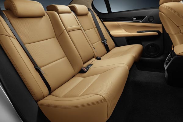 Тест-драйв Lexus GS - 4