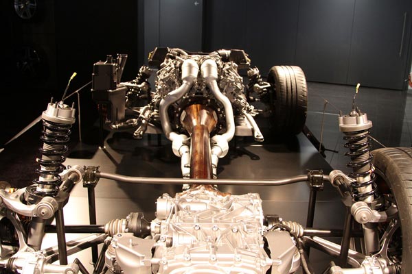  Mercedes-AMG GT R    Transaxle