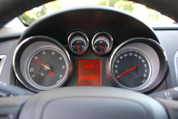 Тест-драйв Opel Astra - 4